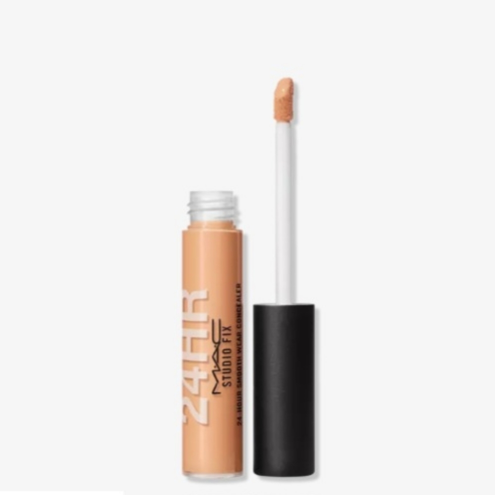 MAC Studio Fix 24 Hour Smooth Wear Conclear NC35